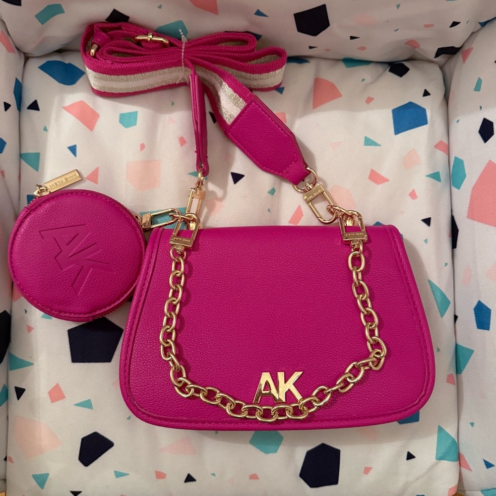 New Anne Klein Hibiscus Crossbody Bag  MSRP $85